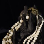 Cream Mother-of-Pearl Gold Filigree Jewelry Set