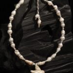 Midnight Baroque Pearl Silver Totem Choker necklace