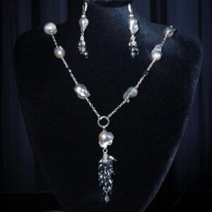 Single-strand black baroque pearl necklace — handmade jewelry by Frolov Jewels