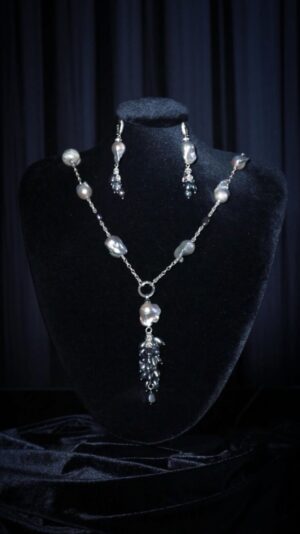 Single-strand black baroque pearl necklace — handmade jewelry by Frolov Jewels
