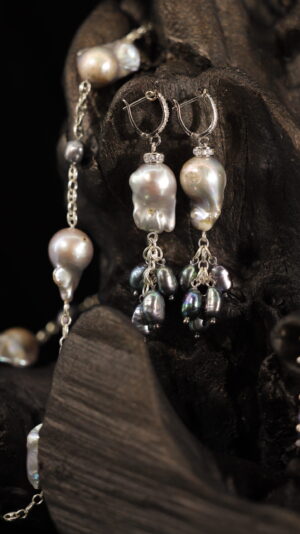Single-strand black baroque pearl necklace — handmade jewelry by Frolov Jewels (view 4)