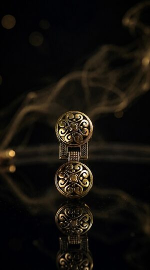 Kniazha Chepraha — small round clasp — handmade jewelry by Frolov Jewels